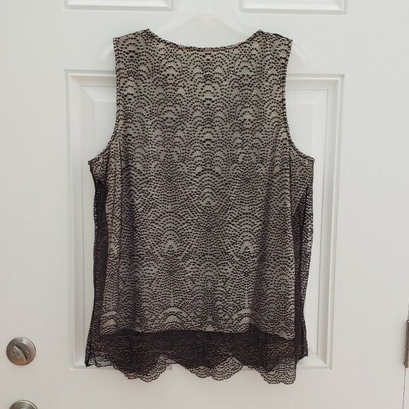 Chico's Brown and Tan Lined Lace Sleeveless Blouse.  Size XL - Picture 2 of 5